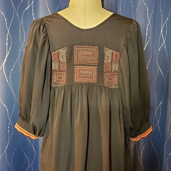 Vintage BOHO CHIC Embroidered Pocketed Tunic Dress - Picture 4 of 7